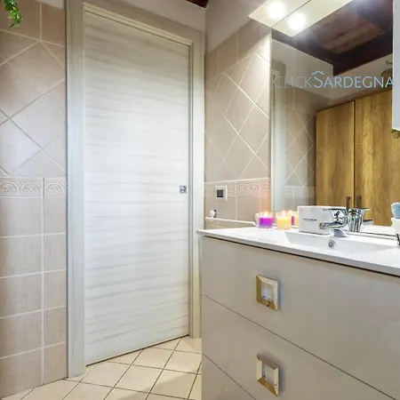 Large Mediterranea In The Heart Of Coral Shore With Swimming Pool Large Garden With Palm Trees * Alghero