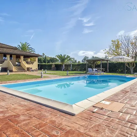 Large Mediterranea In The Heart Of Coral Shore With Swimming Pool Large Garden With Palm Trees Villa *