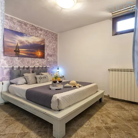 Large Mediterranea In The Heart Of Coral Shore With Swimming Pool Large Garden With Palm Trees