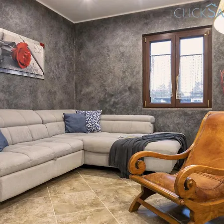 Large Mediterranea In The Heart Of Coral Shore With Swimming Pool Large Garden With Palm Trees Villa